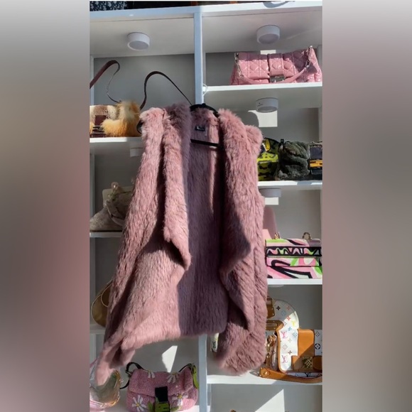 Love Token Mauve Angora Fur Vest Jacket - Picture 9 of 12